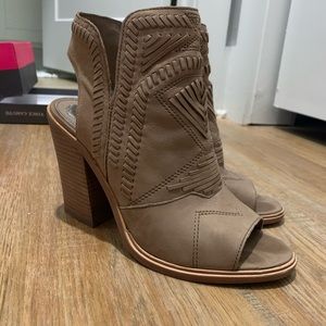 Vince camuto open toed heels PRICE REDUCED